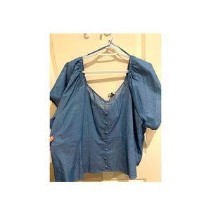 Women’s Plus Size Denim button up top. Bat wing sleeve deep v neck 2XL